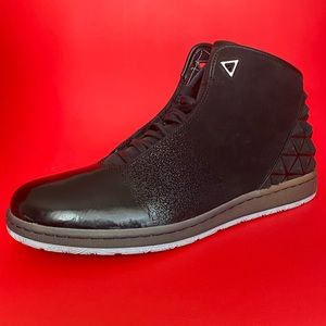 New in box - Jordan Instigator high tops - sz 11